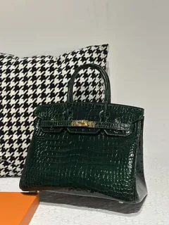Crocodile Leather Emerald Green 30cm Glossy Gold Hardware Top Handle Tote Bag WCB032 image 1