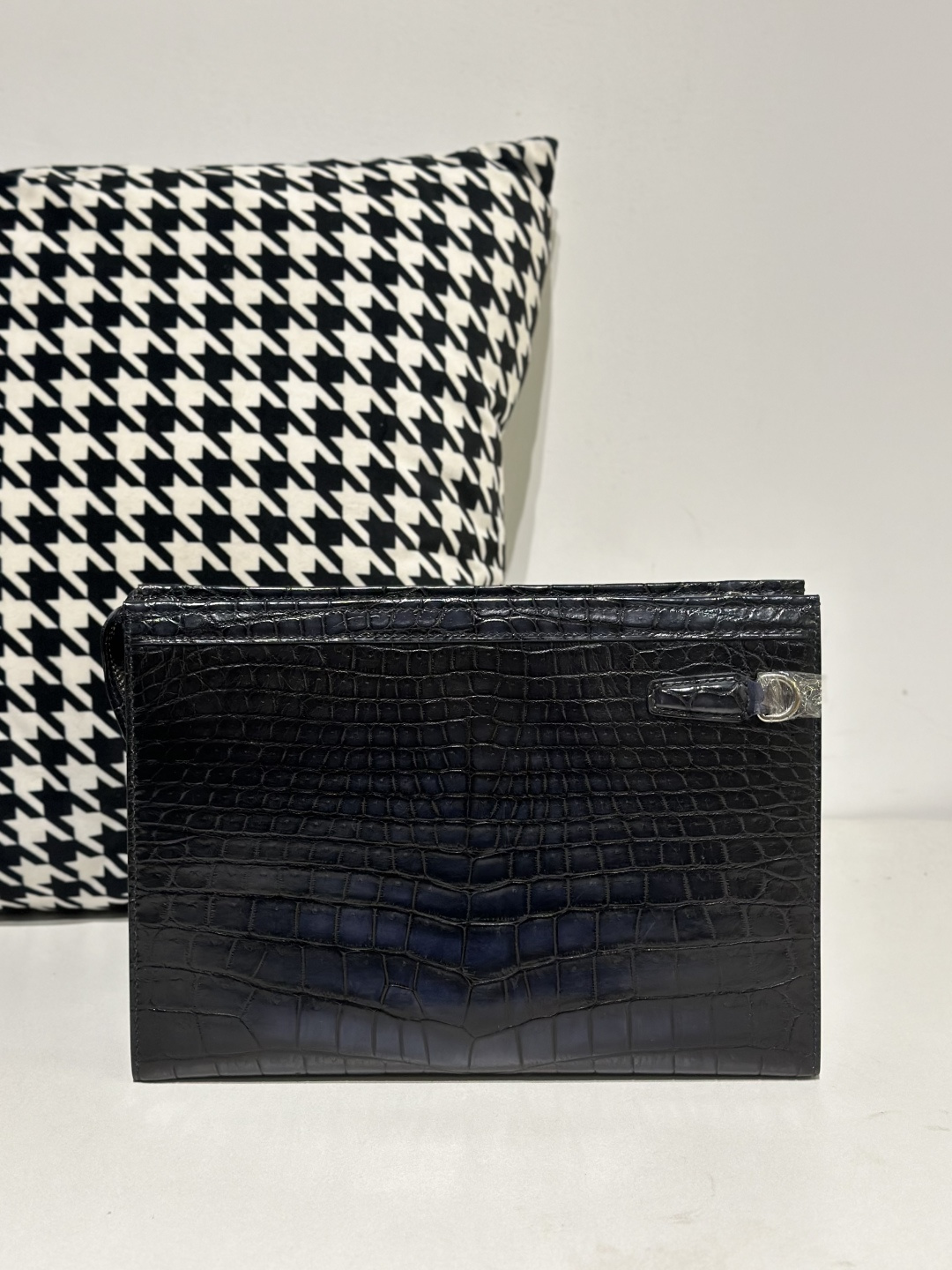 Crocodile Leather Men's Purple Hand-Finished Silver Hardware Clutch Bag WCB036 photo 2