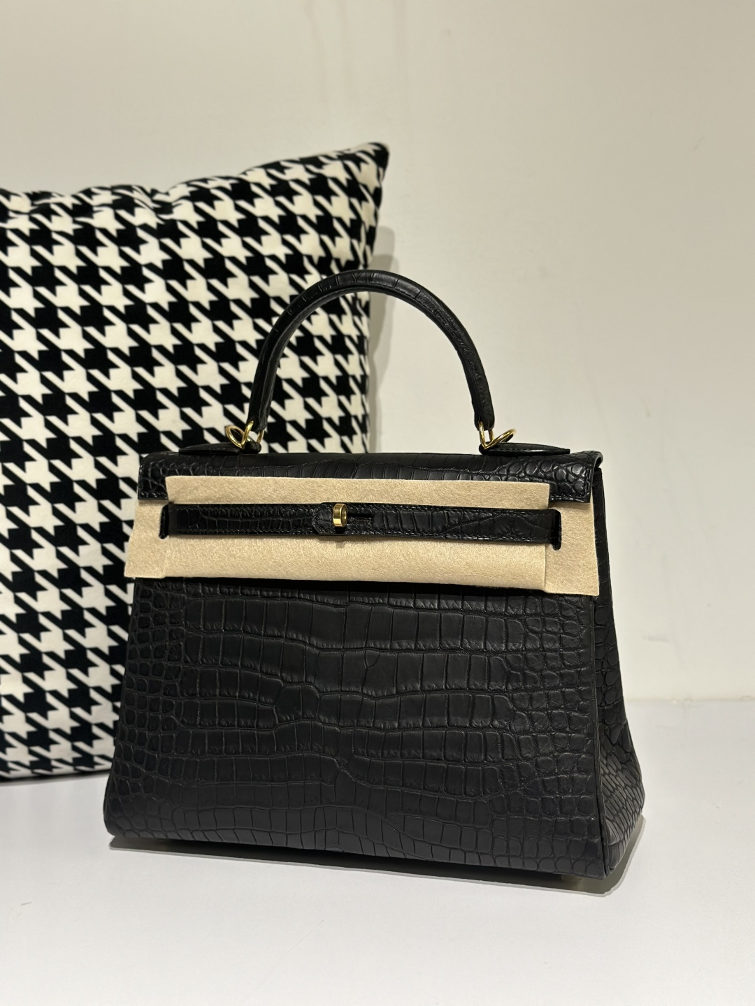 Crocodile Leather Inside Stitch Black 28cm Matte Gold Hardware Top Handle Bag WCB059 image 2
