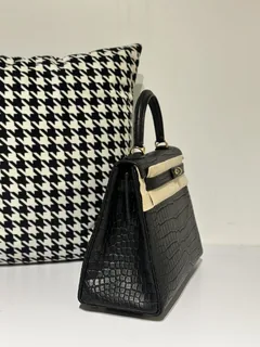 Crocodile Leather Inside Stitch Black 28cm Matte Gold Hardware Top Handle Bag WCB059 image 5
