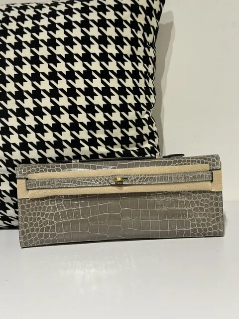 Crocodile Leather Dove Gray 31cm Glossy Gold Hardware Top Handle Bag WCB067