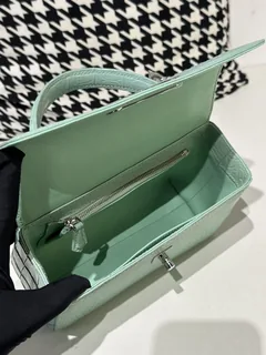 Crocodile Leather Women's Belly Cut Mint Green Matte Metal Hardware Shoulder Bag WCB070 image 2