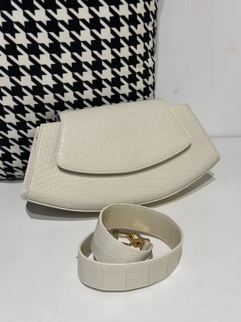 Crocodile Leather Women's Belly Cut Glacier White Gold Hardware Metal Hardware Clutch Bag WCB072