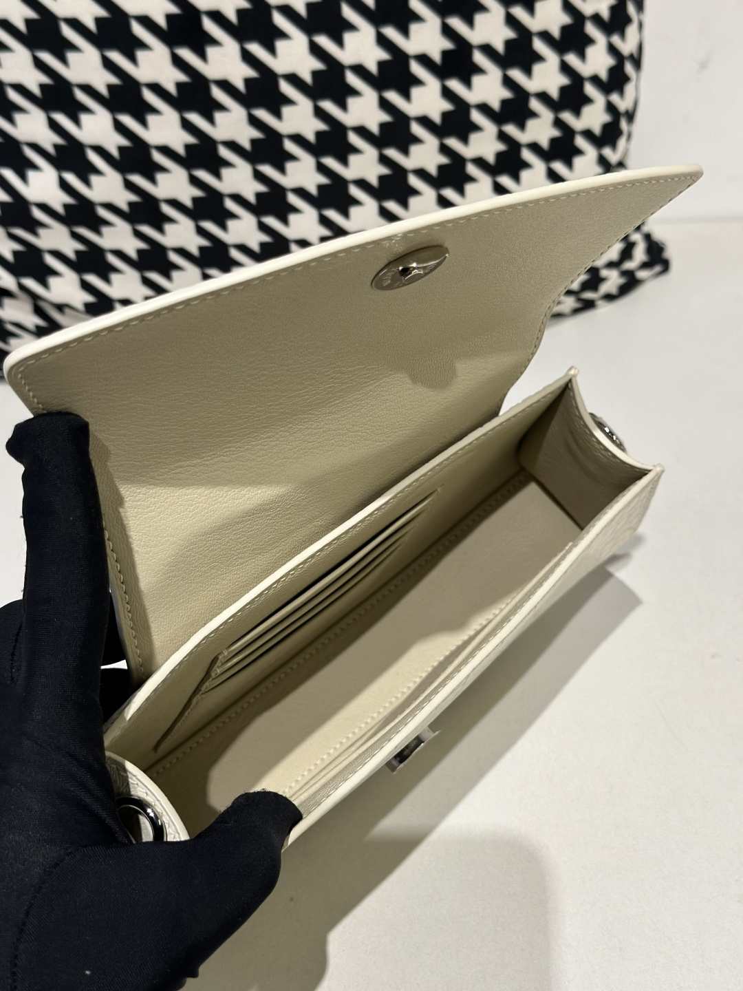 Crocodile Leather Women's Belly Cut Glacier White Matte Silver Hardware Clutch Bag WCB073 image 2