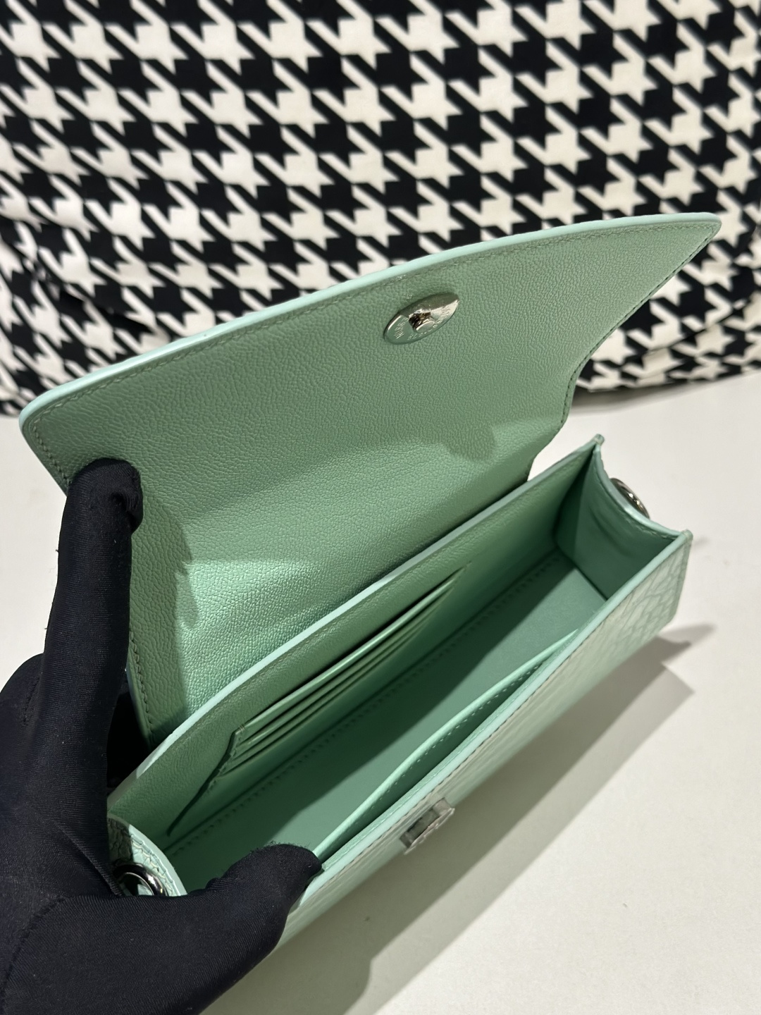 Crocodile Leather Women's Belly Cut Mint Green Silver Hardware Metal Hardware Clutch Bag WCB074 image 2