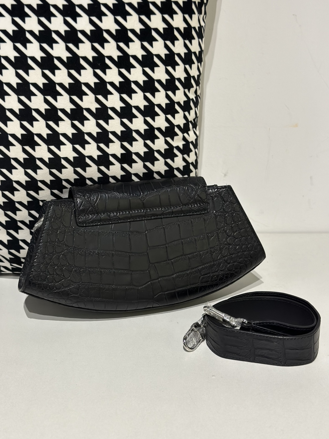 Crocodile Leather Women's Belly Cut Black Matte Silver Hardware Metal Hardware Clutch Bag WCB075 image 3