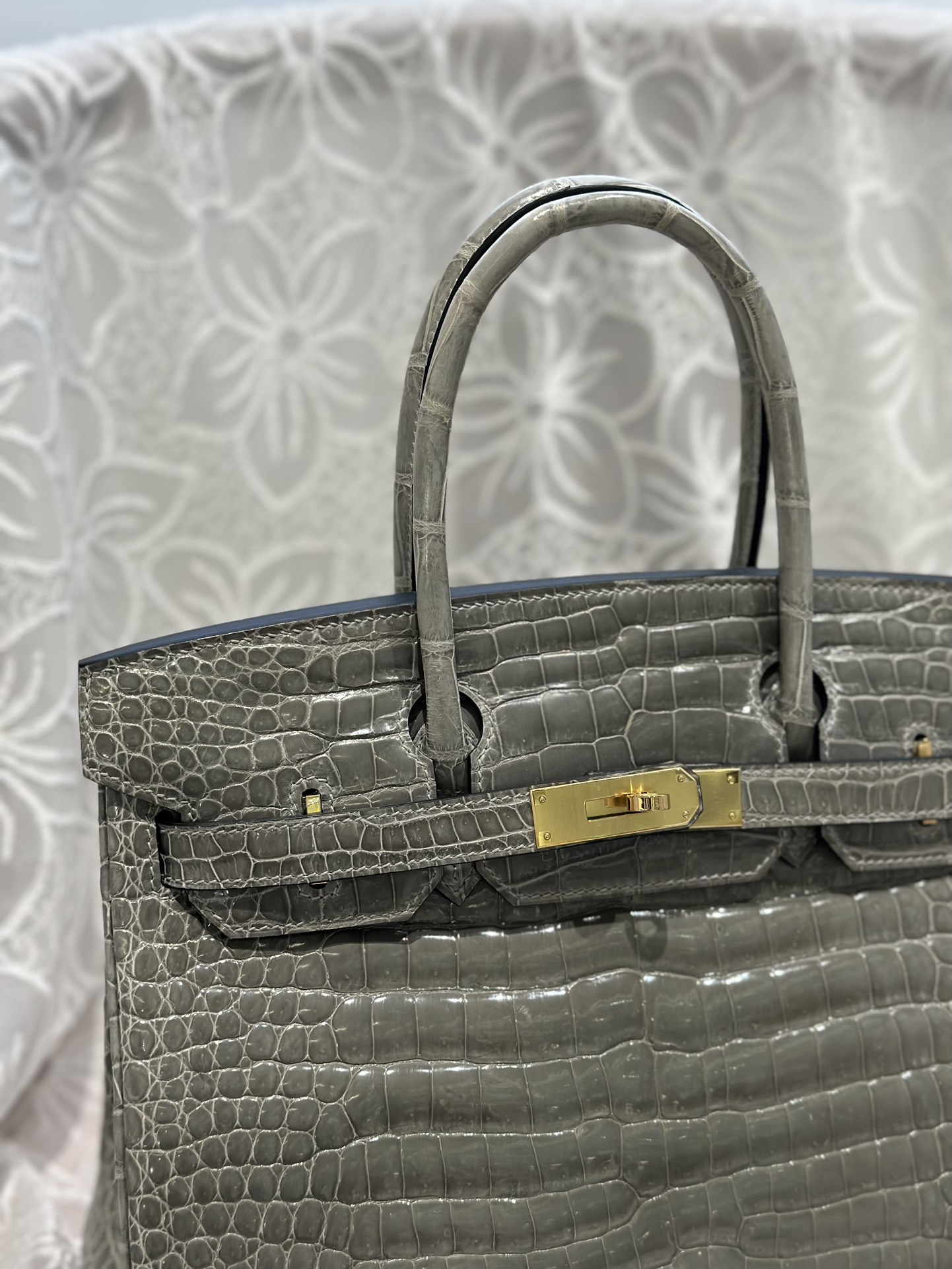 Crocodile Leather Dove Gray 30cm Glossy Top Handle Tote Bag WCB098 photo 2