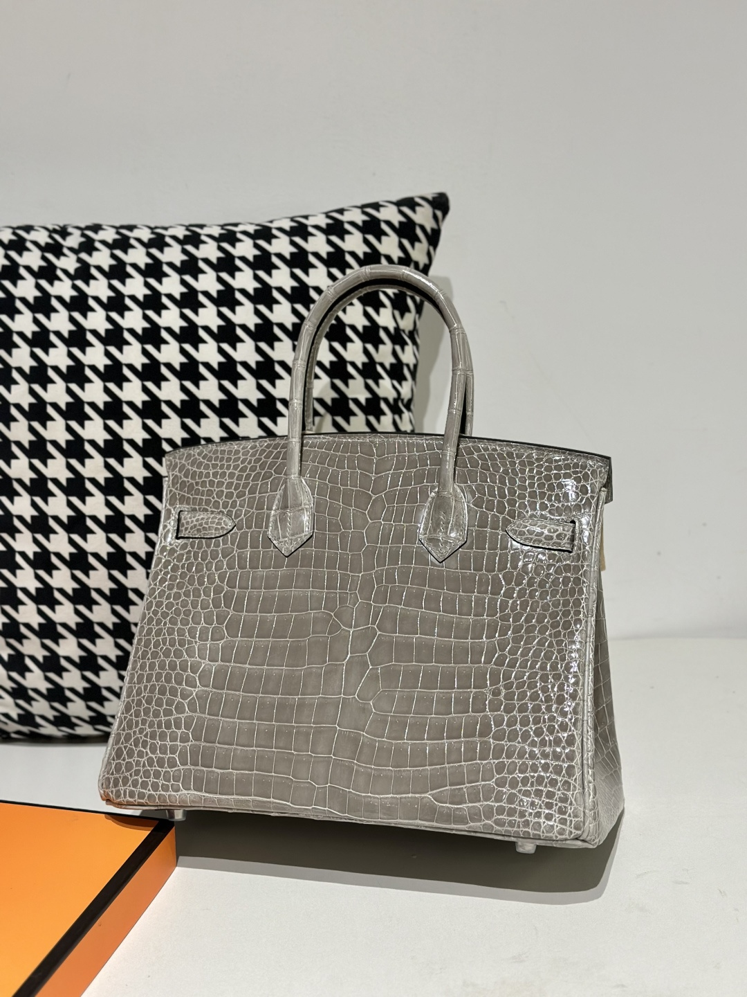 Crocodile Leather Dove Gray 30cm Glossy Silver Hardware Top Handle Tote Bag WCB103 image 3