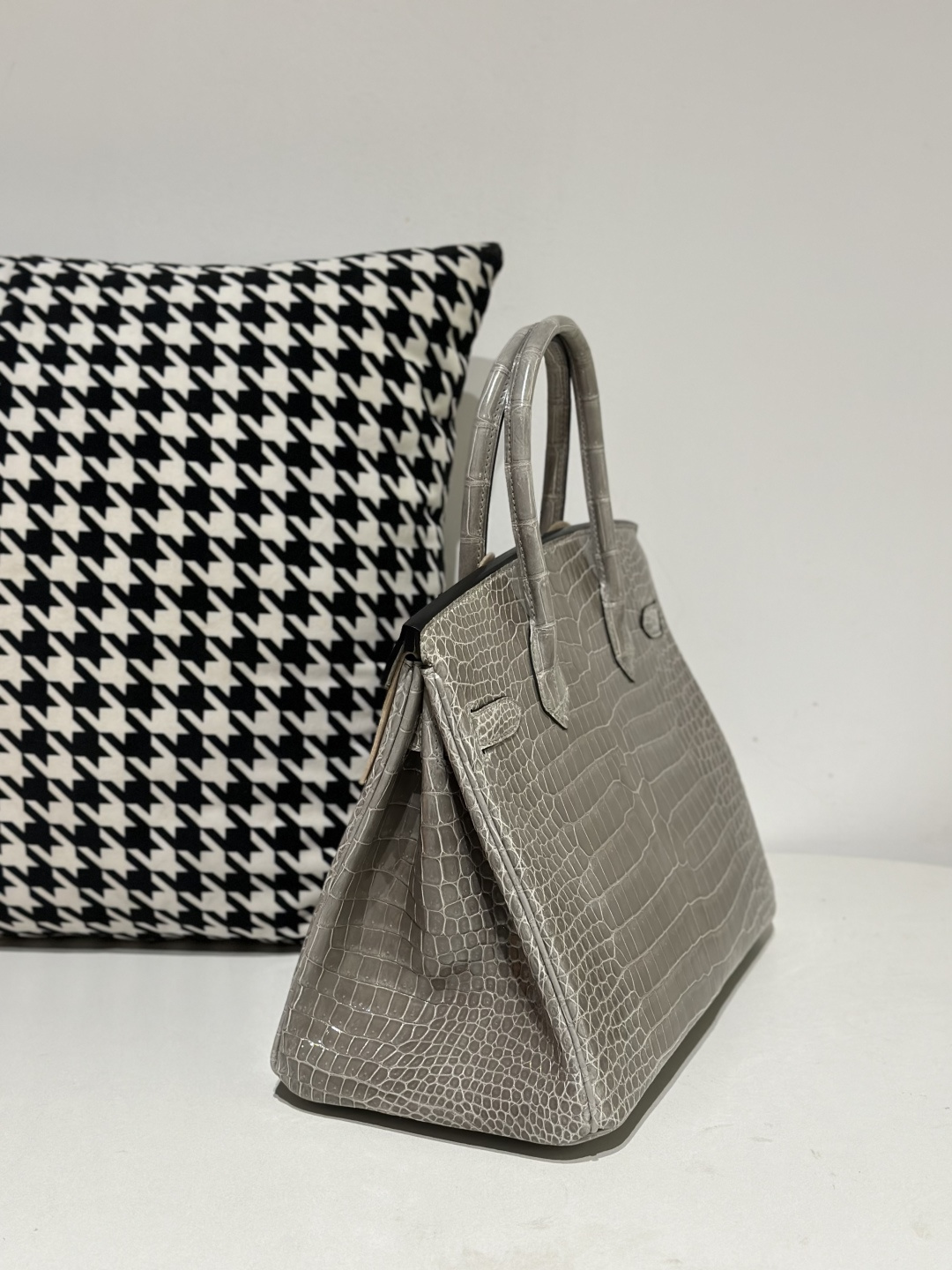 Crocodile Leather Dove Gray 30cm Glossy Silver Hardware Top Handle Tote Bag WCB103 image 4
