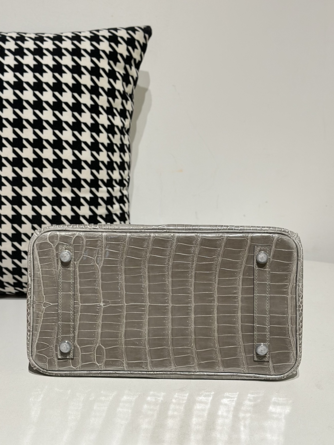 Crocodile Leather Dove Gray 30cm Glossy Silver Hardware Top Handle Tote Bag WCB103 image 6