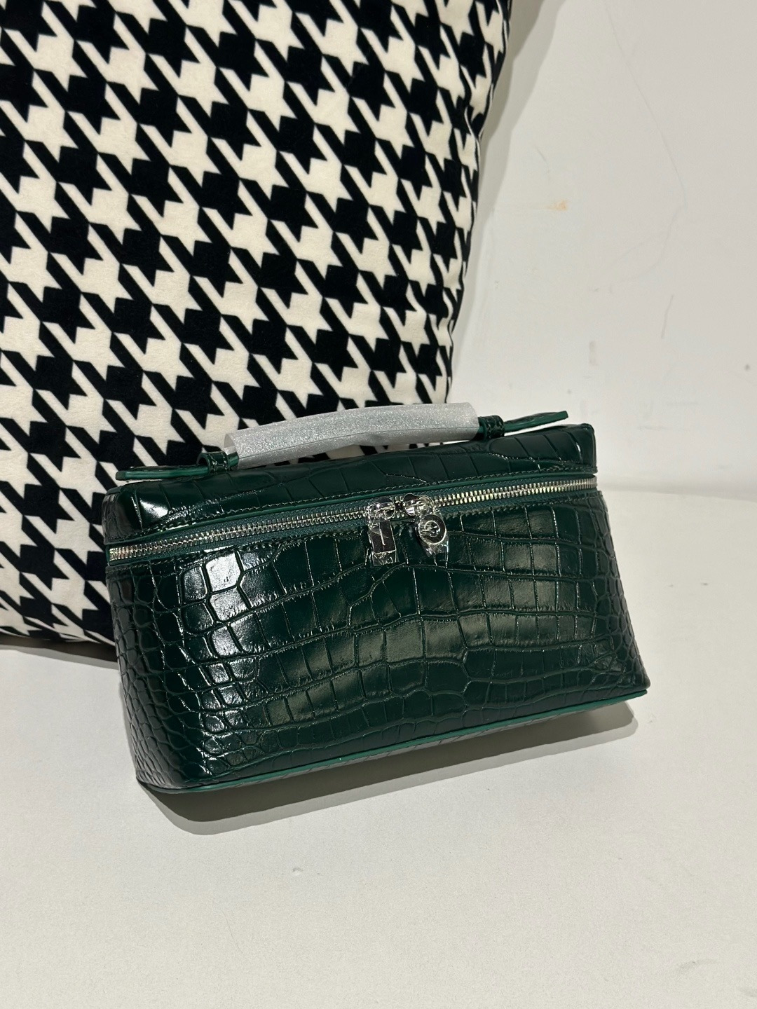Crocodile Leather Belly Cut 19cm Matte Top Handle Bag Collection WCB108 image 3