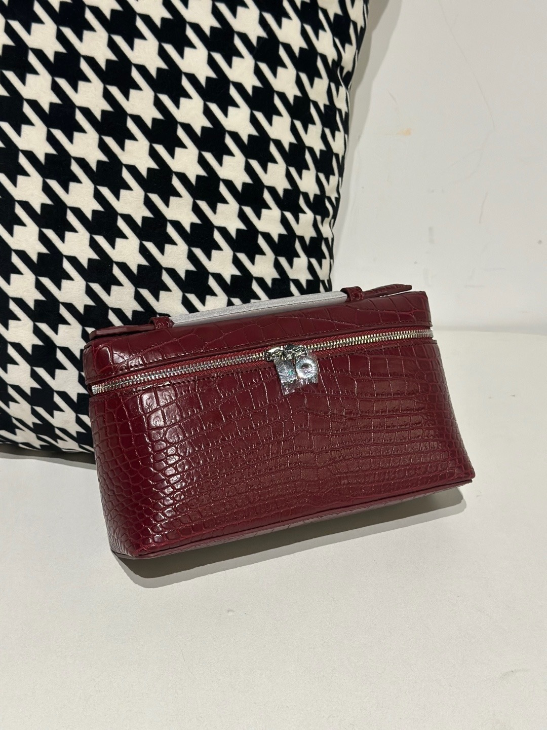 Crocodile Leather Belly Cut 19cm Matte Top Handle Bag Collection WCB108 image 5