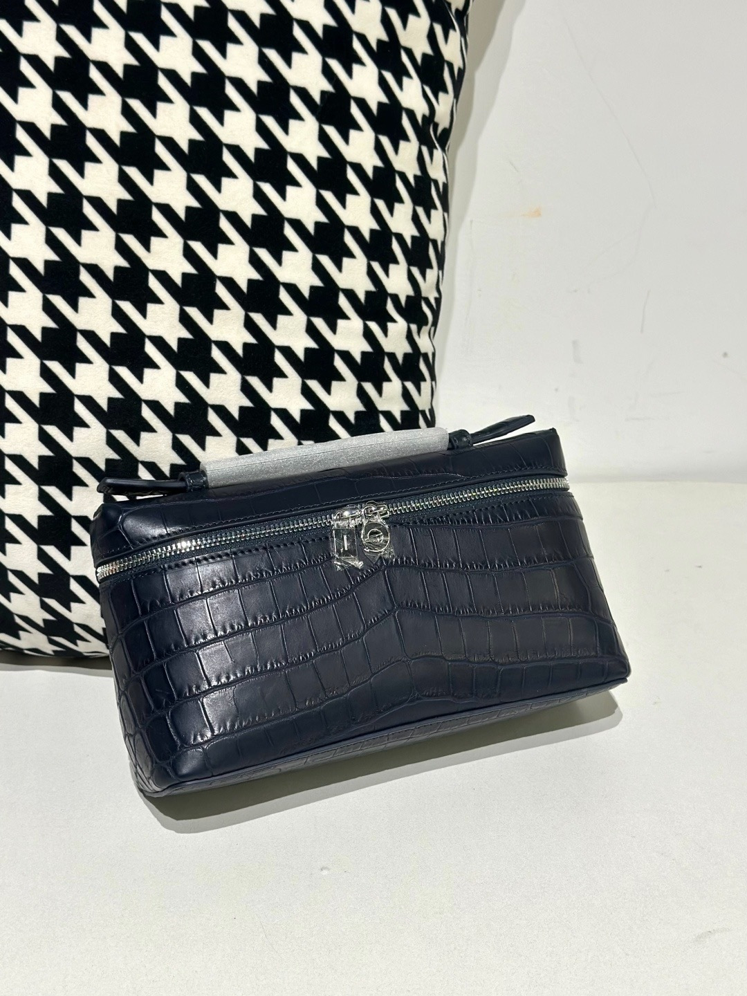 Crocodile Leather Belly Cut 19cm Matte Top Handle Bag Collection WCB108 image 6