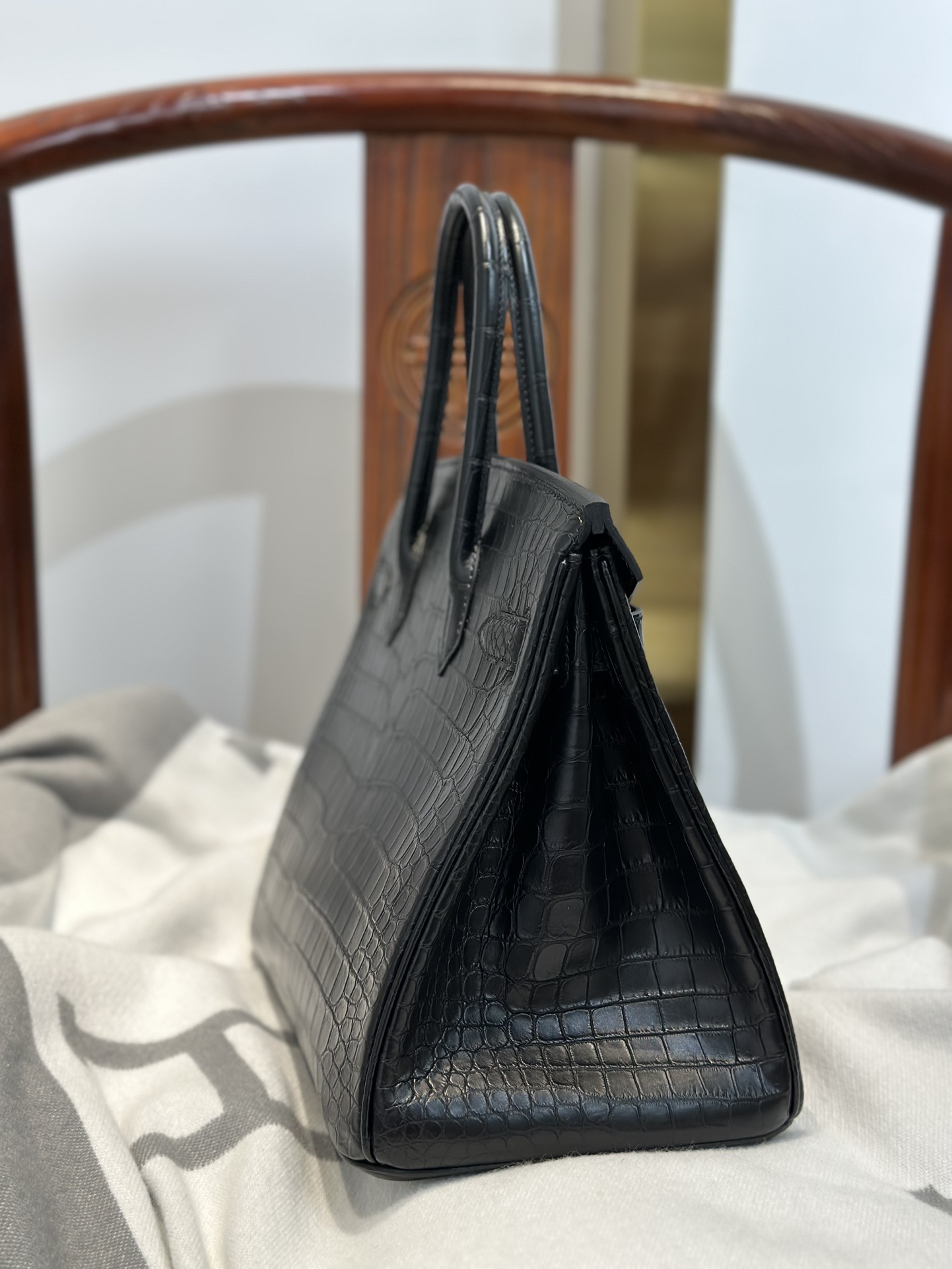 Crocodile Leather Black 30cm Matte Pattern-Matched Gold Hardware Top Handle Tote Bag WCB116 image 5