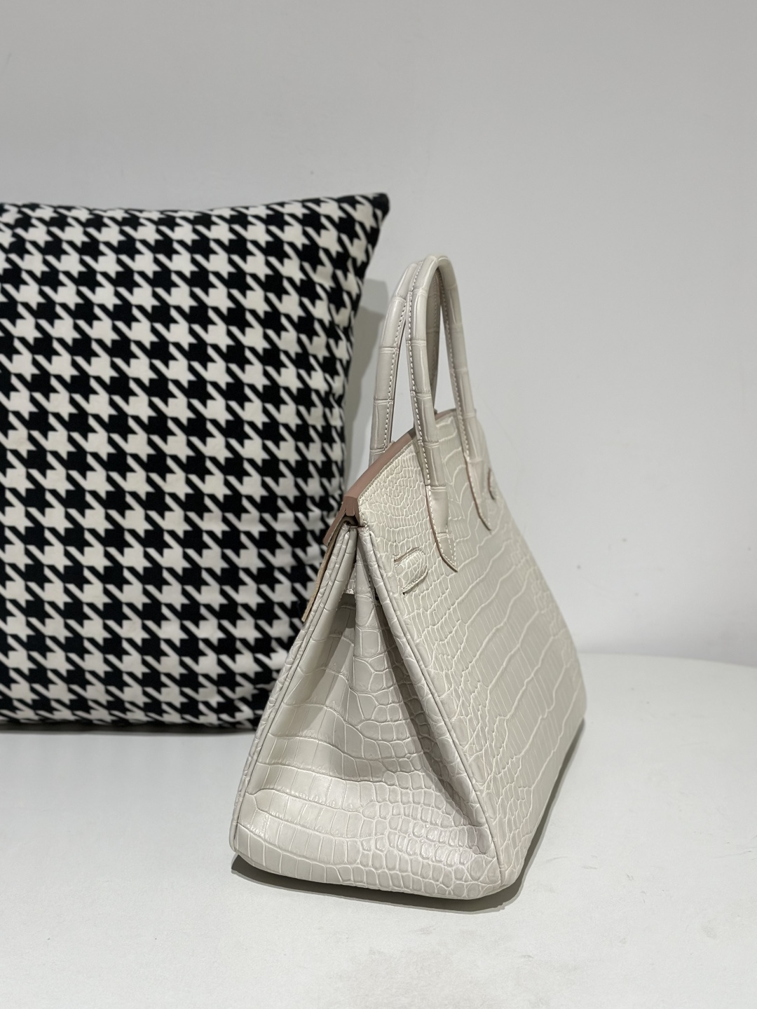 Crocodile Leather Glacier White 30cm Matte Silver Hardware Top Handle Tote Bag WCB119 image 4