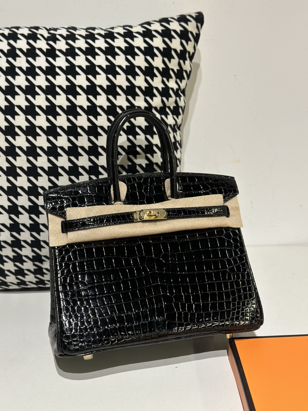 Crocodile Leather Black 25cm Glossy Gold Hardware Top Handle Tote Bag WCB131 image 2