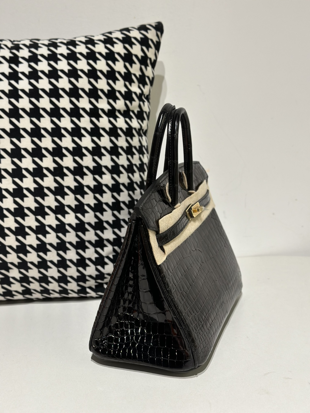 Crocodile Leather Black 25cm Glossy Gold Hardware Top Handle Tote Bag WCB131 image 5