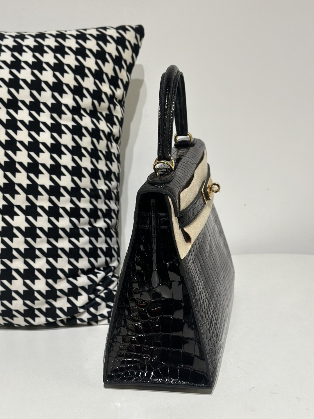 Crocodile Leather Black 28cm Glossy Gold Hardware Top Handle Bag WCB155 photo 5