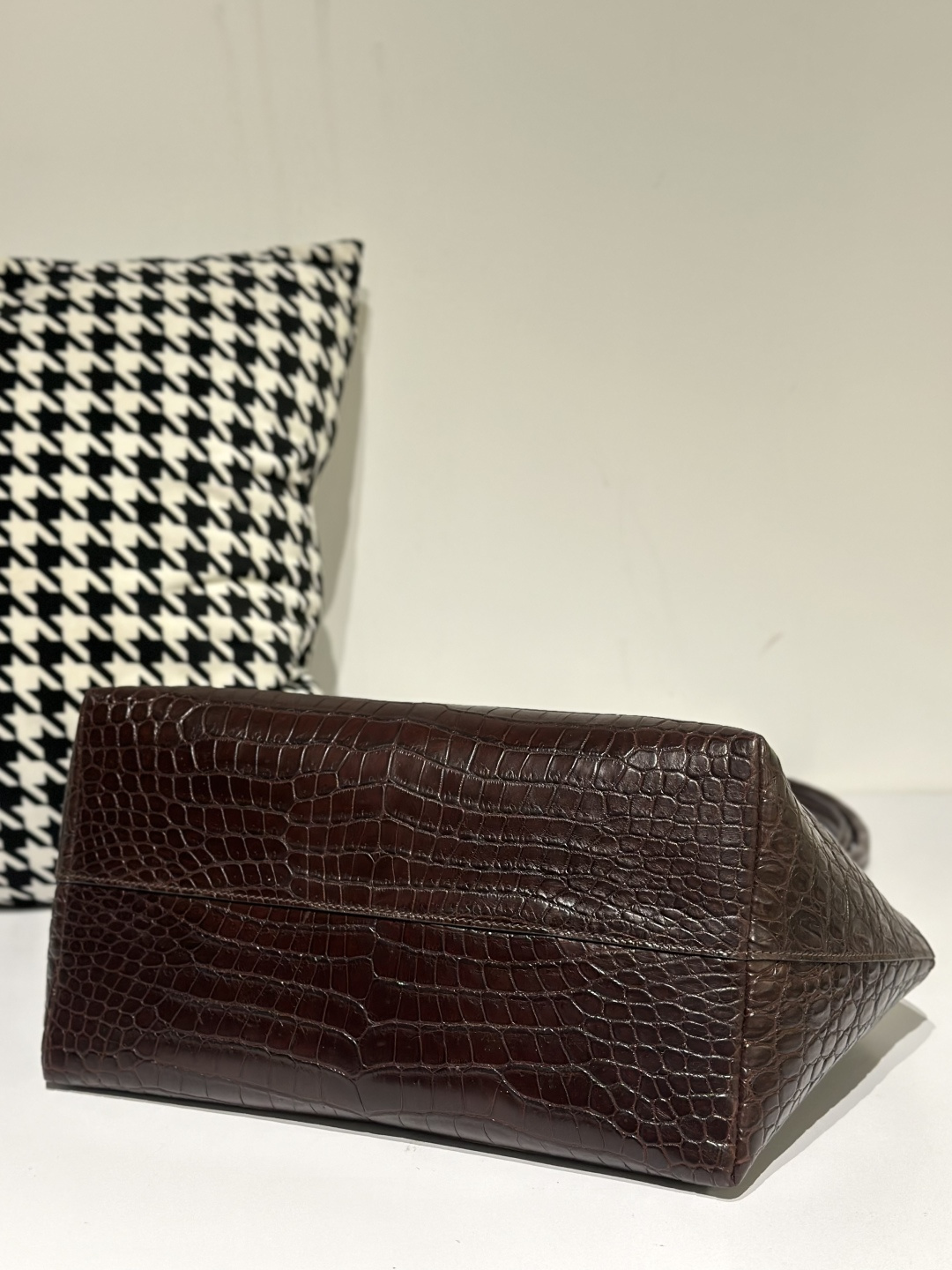 Crocodile Leather Havana Brown 38 x 17 x 20cm Matte Silver Hardware Tote Bag WCB158 image 6