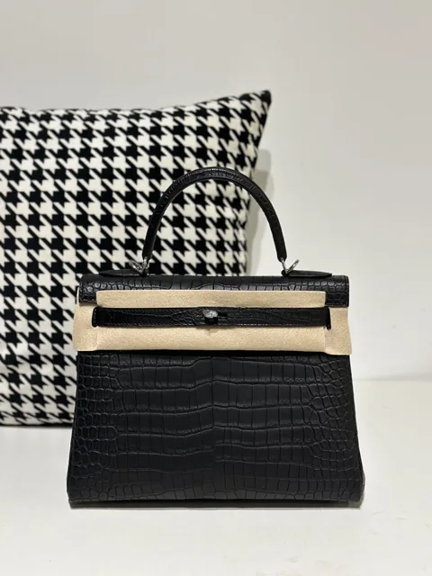 Crocodile Leather Inside Stitch Black 28cm Matte Silver Hardware Top Handle Bag WCB161