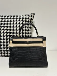 Crocodile Leather Inside Stitch Black 28cm Matte Gold Hardware Top Handle Bag WCB162 image 1
