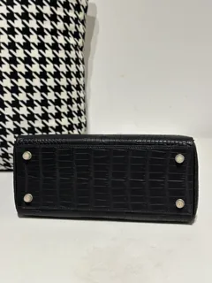 Crocodile Leather Inside Stitch Black 28cm Matte Gold Hardware Top Handle Bag WCB162 image 6