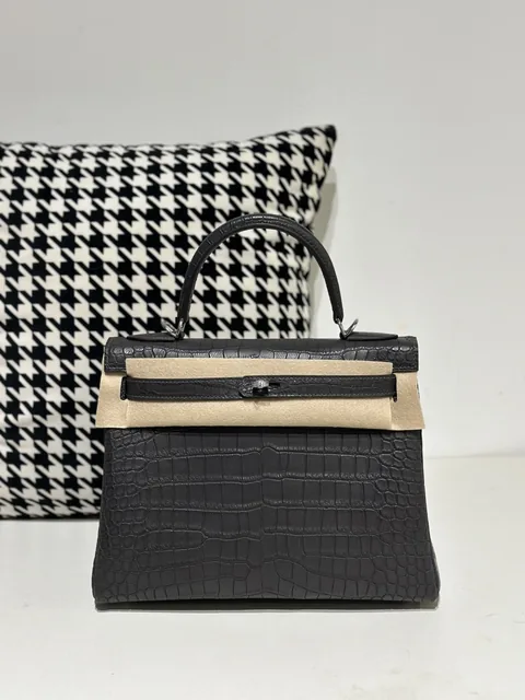 Crocodile Leather Inside Stitch Graphite Gray 28cm Matte Silver Hardware Top Handle Bag WCB163