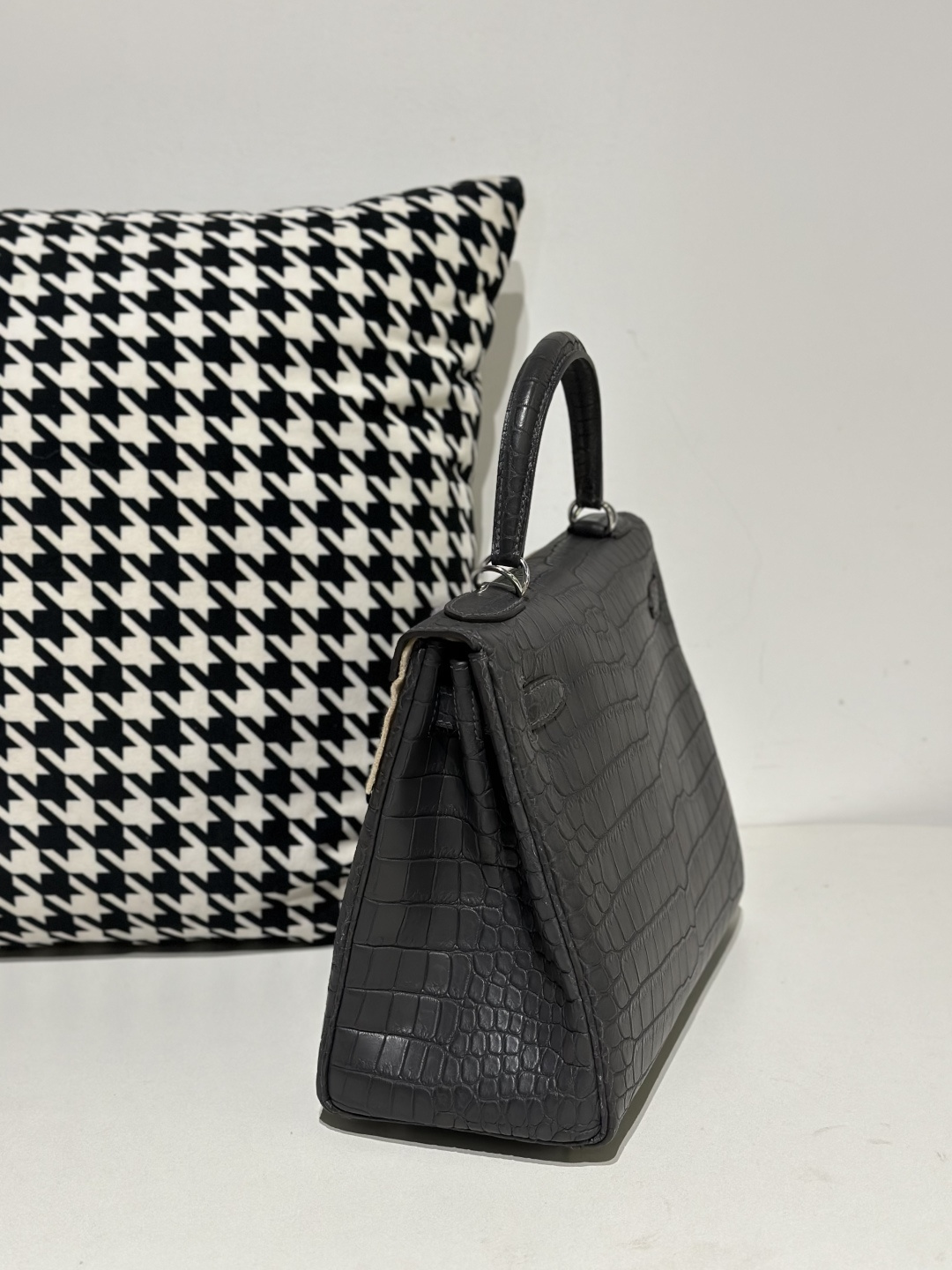 Crocodile Leather Inside Stitch Graphite Gray 28cm Matte Silver Hardware Top Handle Bag WCB163 image 4