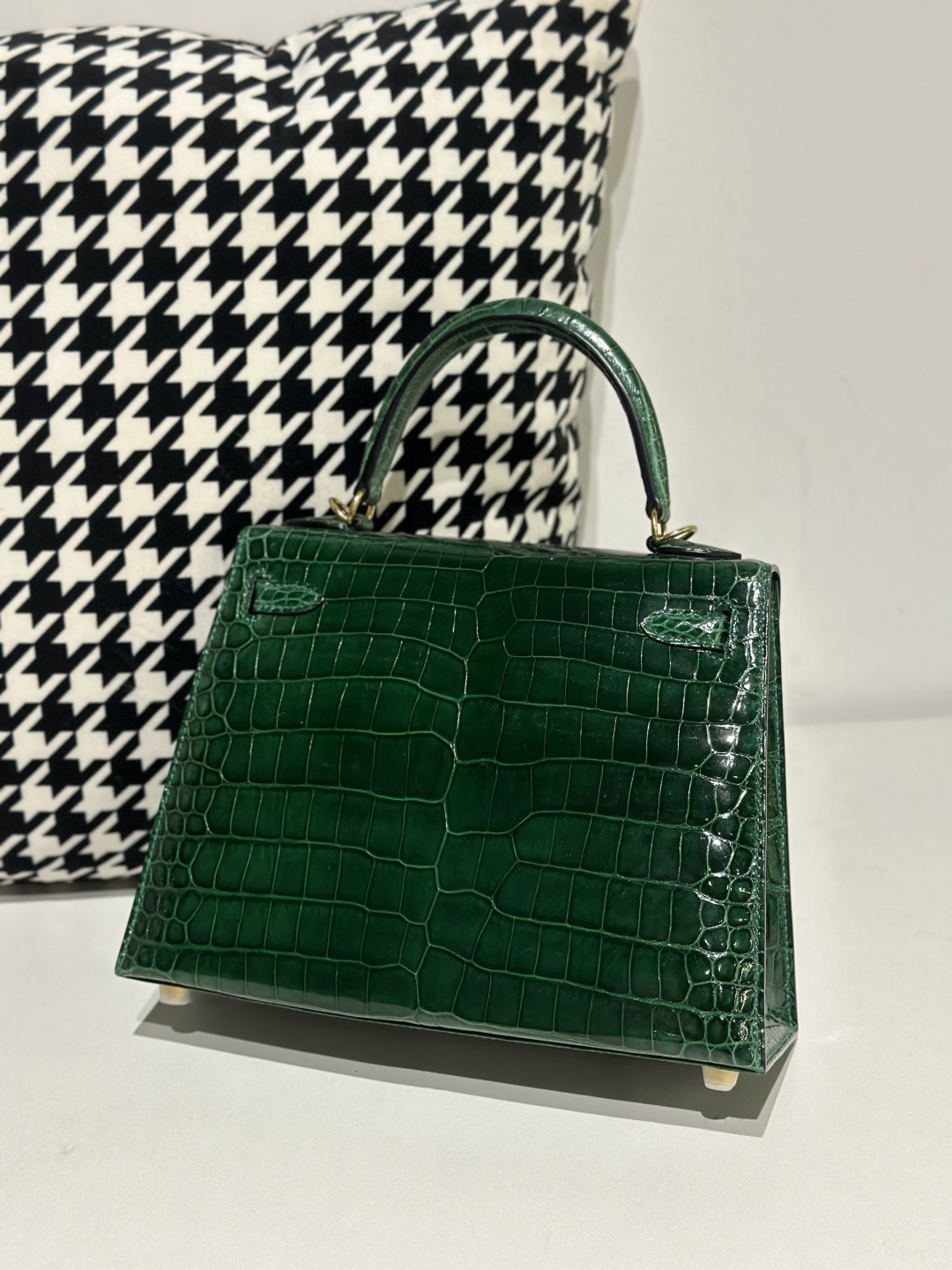 Crocodile Leather Emerald Green 25cm Glossy Gold Hardware Top Handle Bag WCB164 image 3