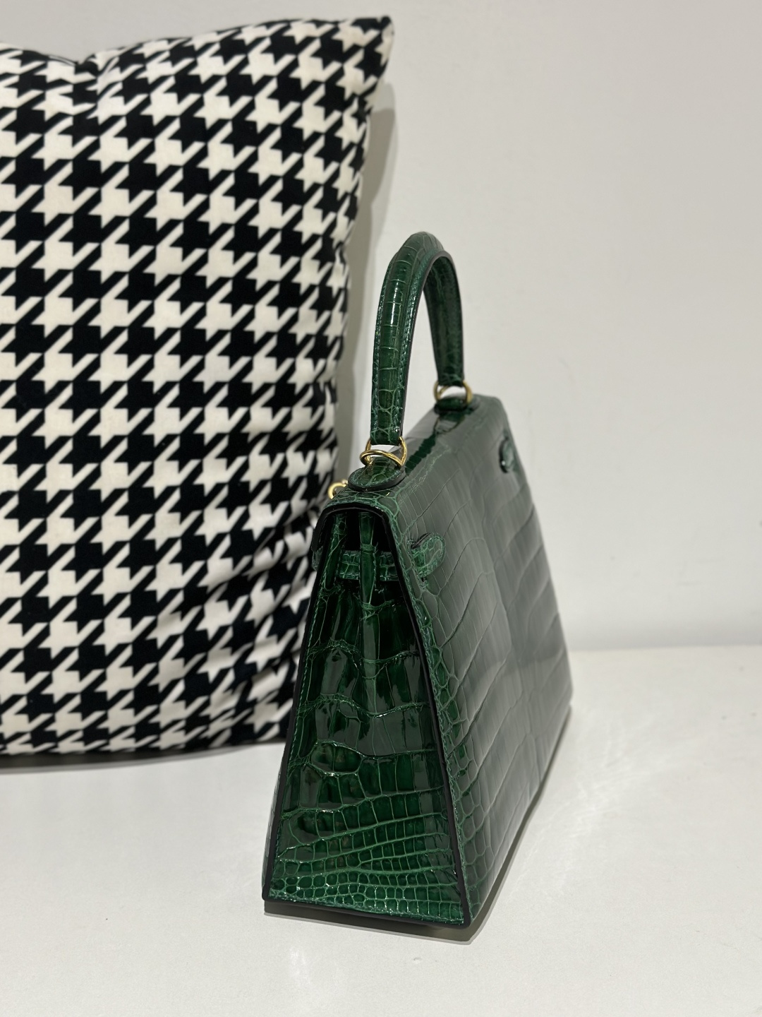 Crocodile Leather Emerald Green 25cm Glossy Gold Hardware Top Handle Bag WCB164 image 4