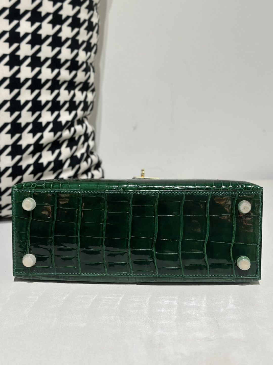 Crocodile Leather Emerald Green 25cm Glossy Gold Hardware Top Handle Bag WCB164 image 6