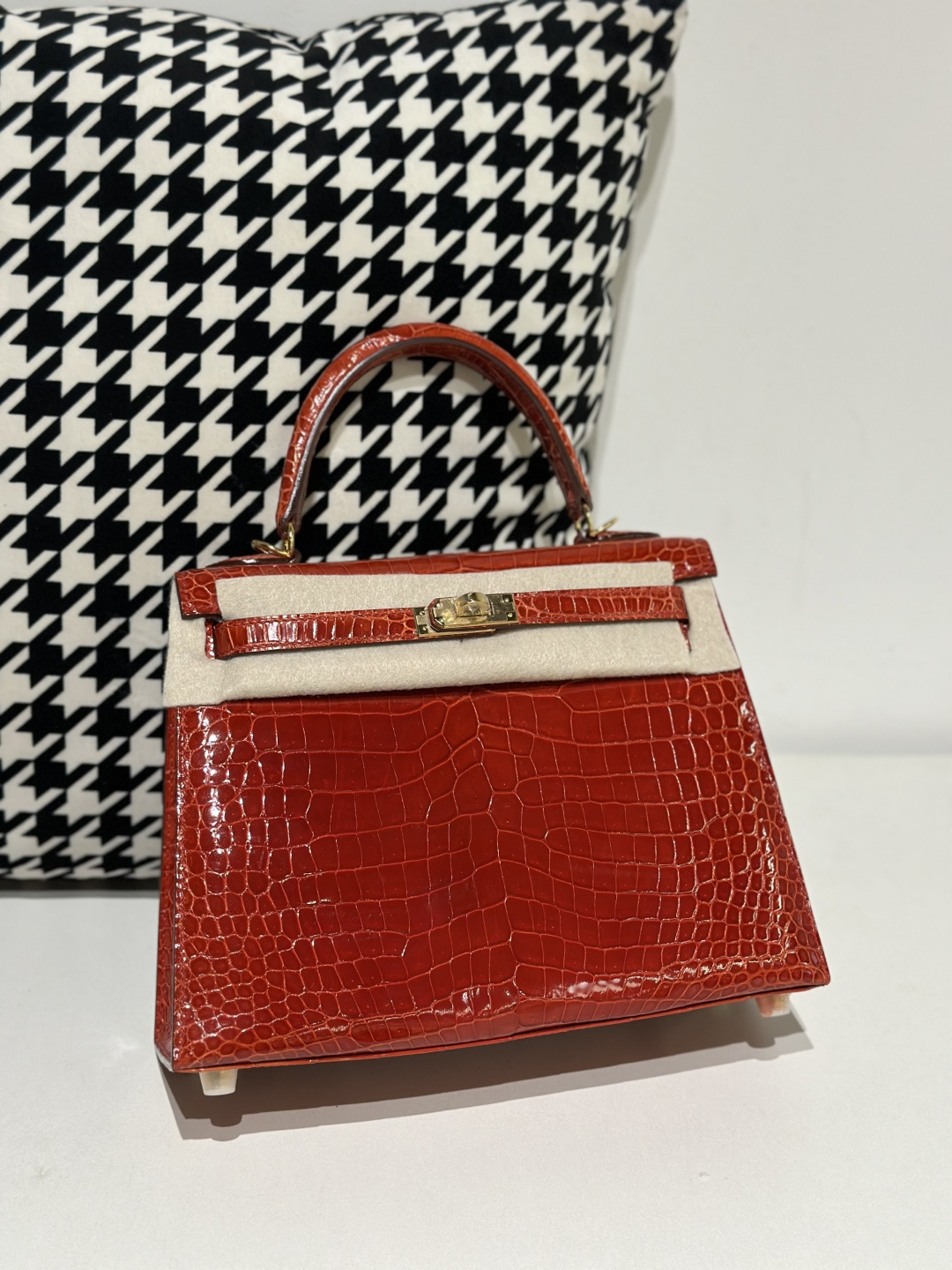 Crocodile Leather Ferrari Red 25cm Glossy Gold Hardware Top Handle Bag WCB165 image 2