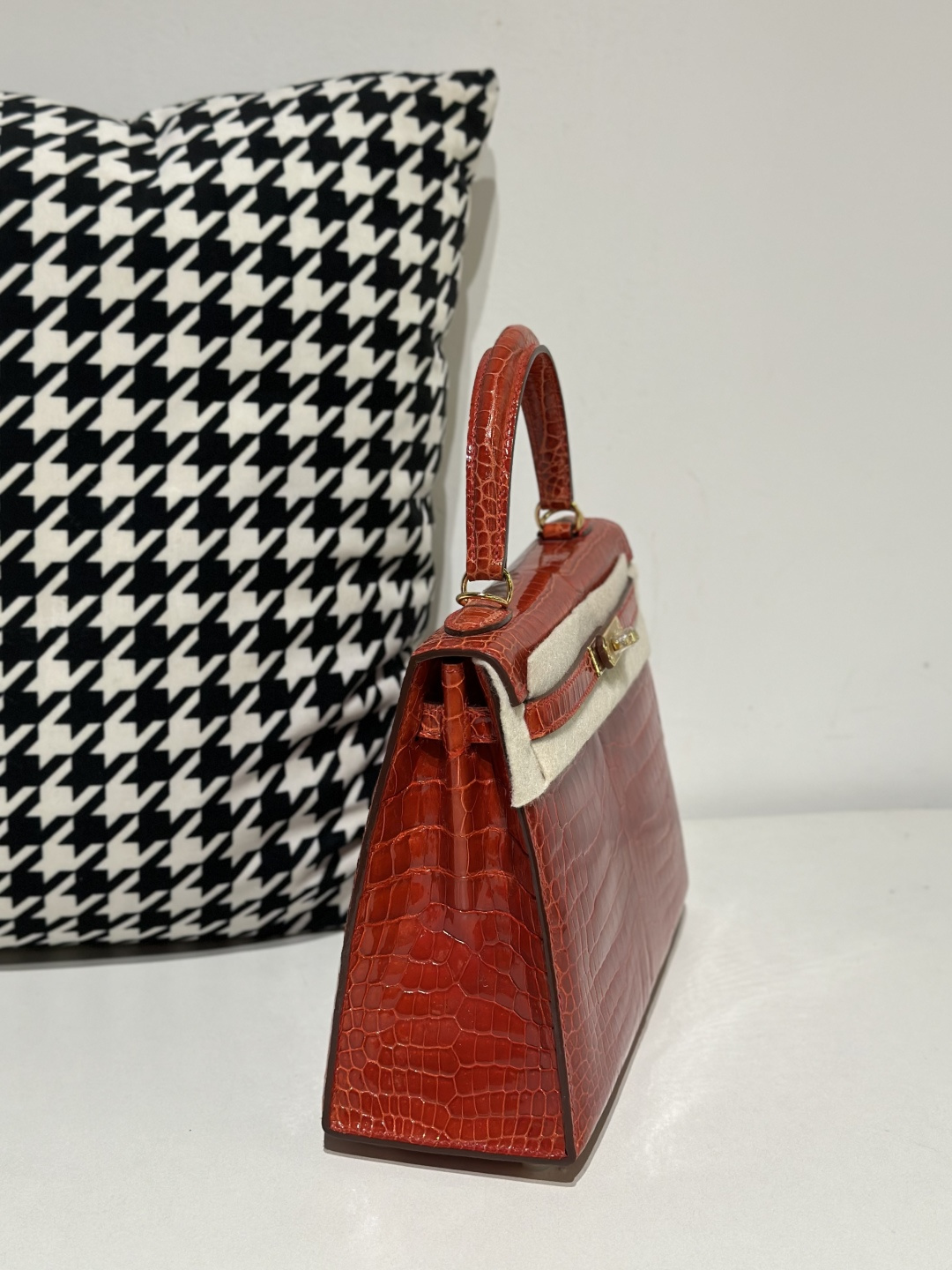 Crocodile Leather Ferrari Red 25cm Glossy Gold Hardware Top Handle Bag WCB165 image 5