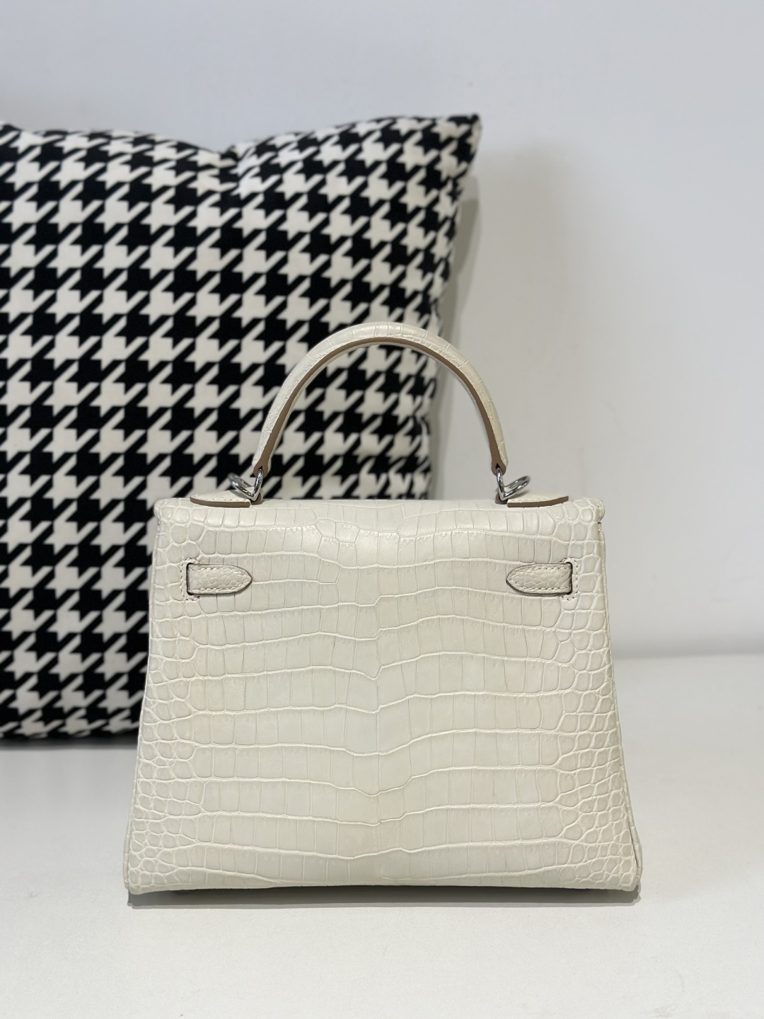 Crocodile Leather Inside Stitch Glacier White 25cm Matte Silver Hardware Top Handle Bag WCB166 image 3