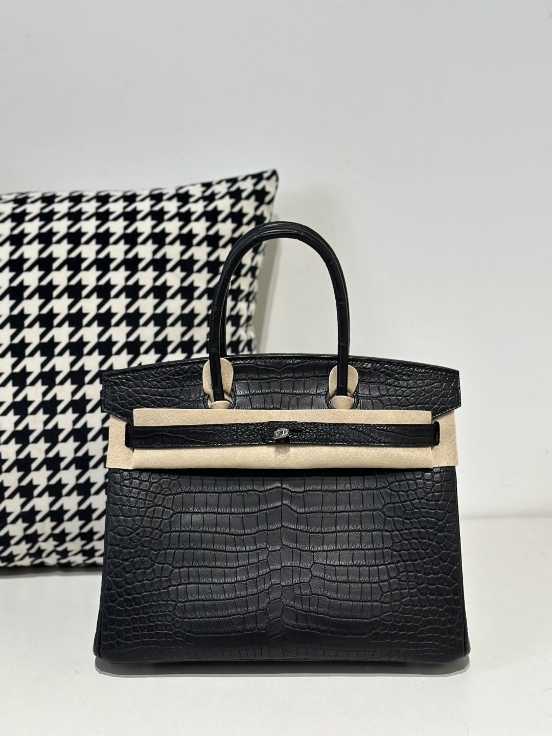Crocodile Leather Black 30cm Matte Silver Hardware Top Handle Tote Bag WCB176