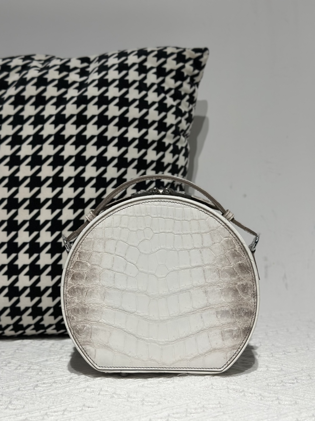 Crocodile Leather Himalayan Matte Nile Silver Hardware Round Bag WCB181 photo 3