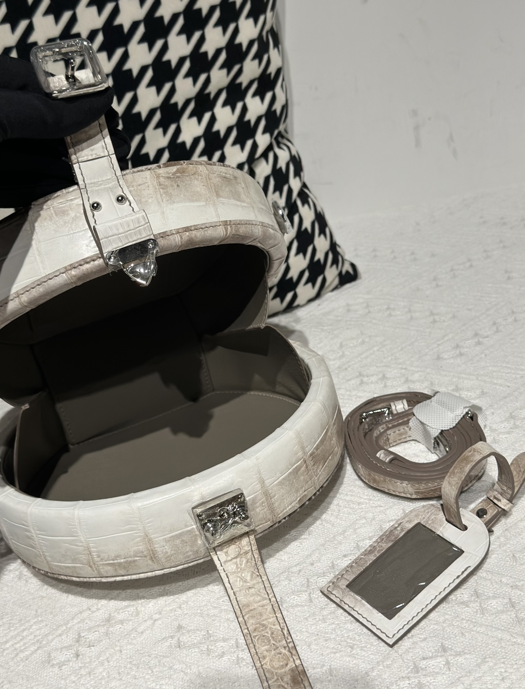 Crocodile Leather Himalayan Matte Nile Silver Hardware Round Bag WCB182 photo 2