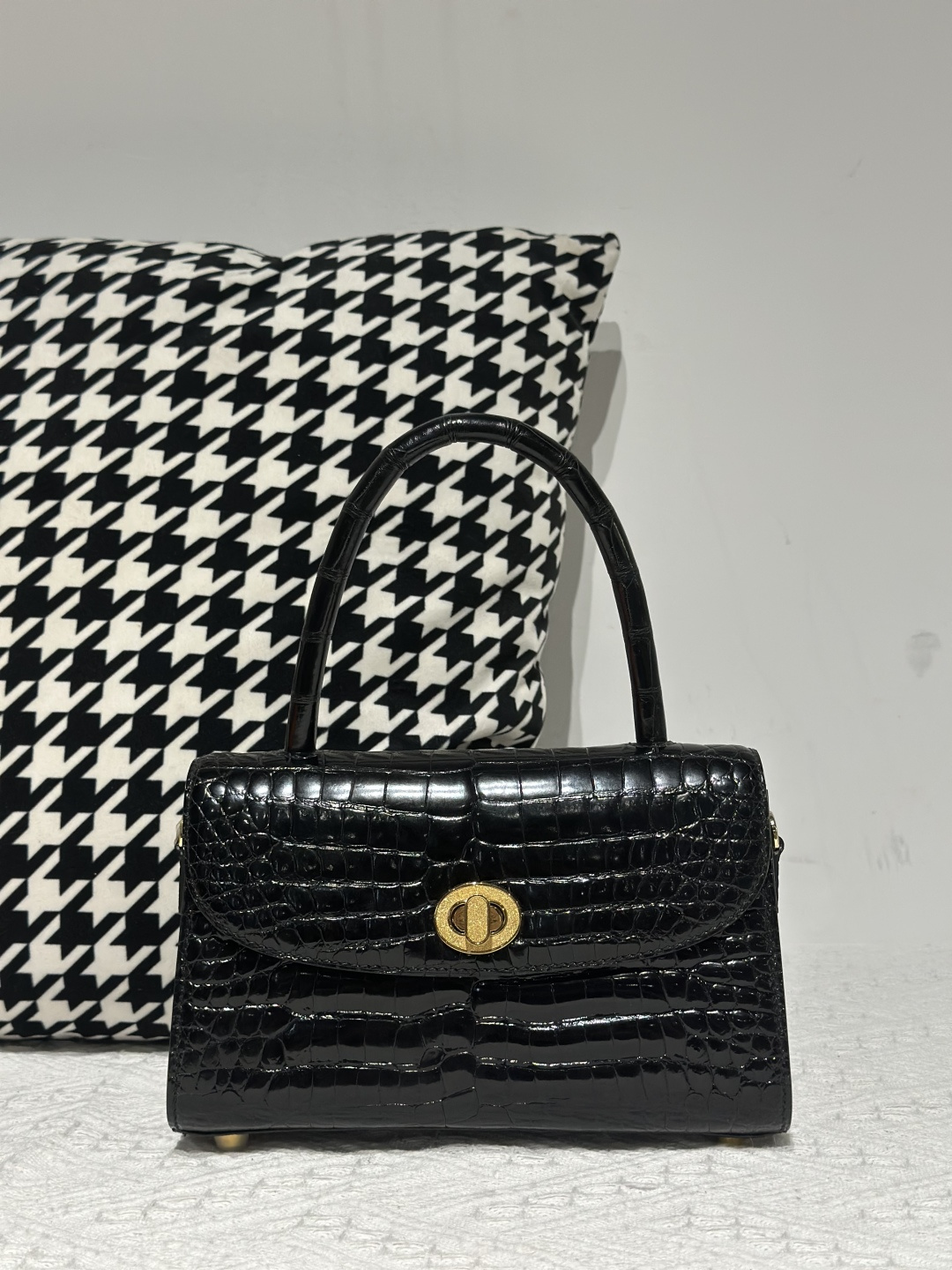 Crocodile Leather Black Glossy Gold Hardware Top Handle Bag WCB212