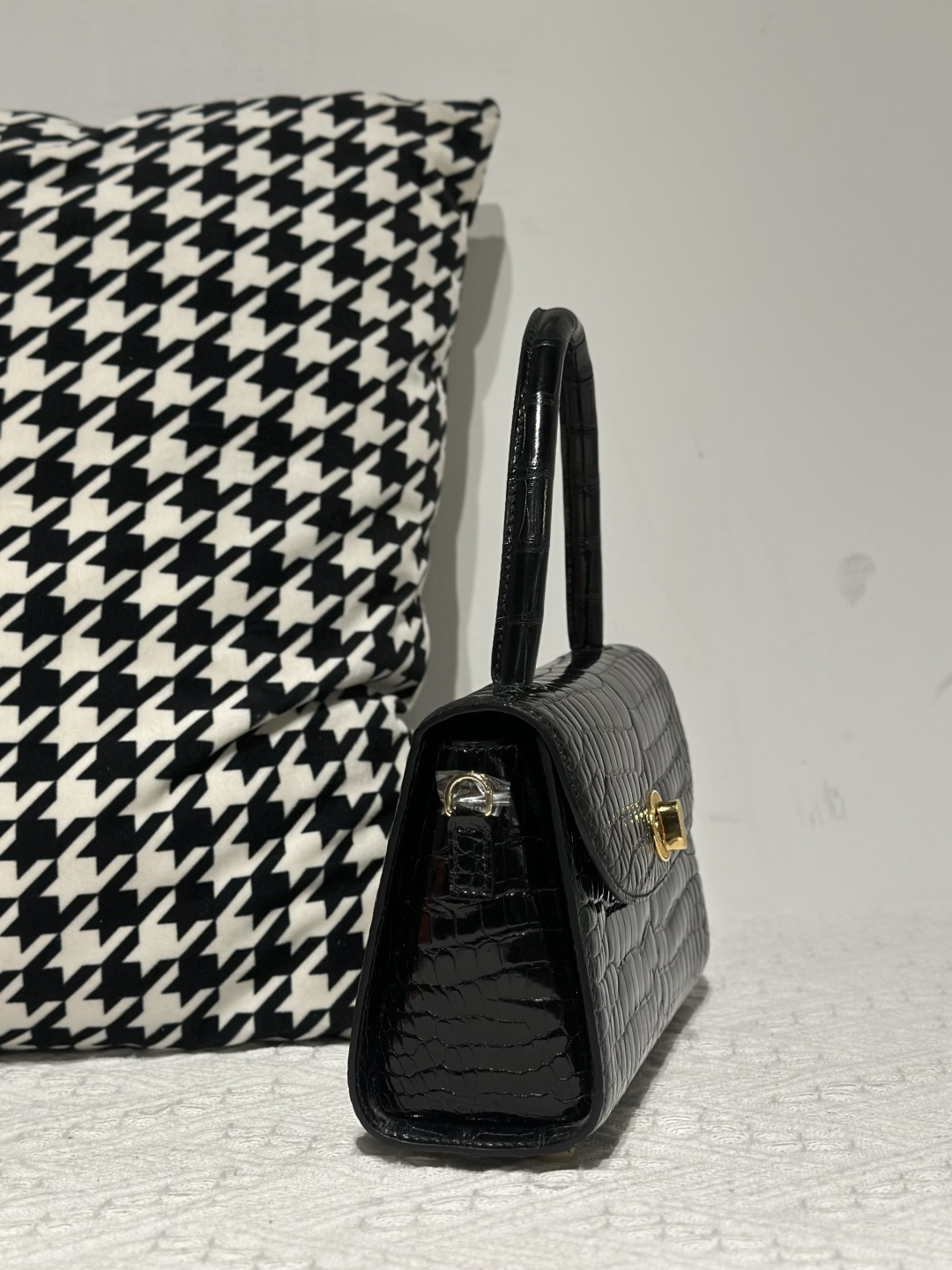 Crocodile Leather Black Glossy Gold Hardware Top Handle Bag WCB212 photo 5