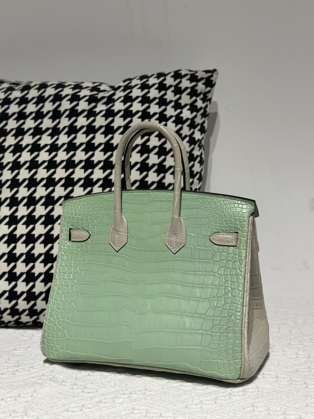 Crocodile Leather Pearl Gray Mint Green 25cm Matte Silver Hardware Top Handle Tote Bag WCB221 photo 3