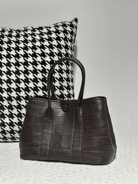 Crocodile Leather Ebony 23cm Matte Nile Silver Hardware Garden Tote Bag WCB224