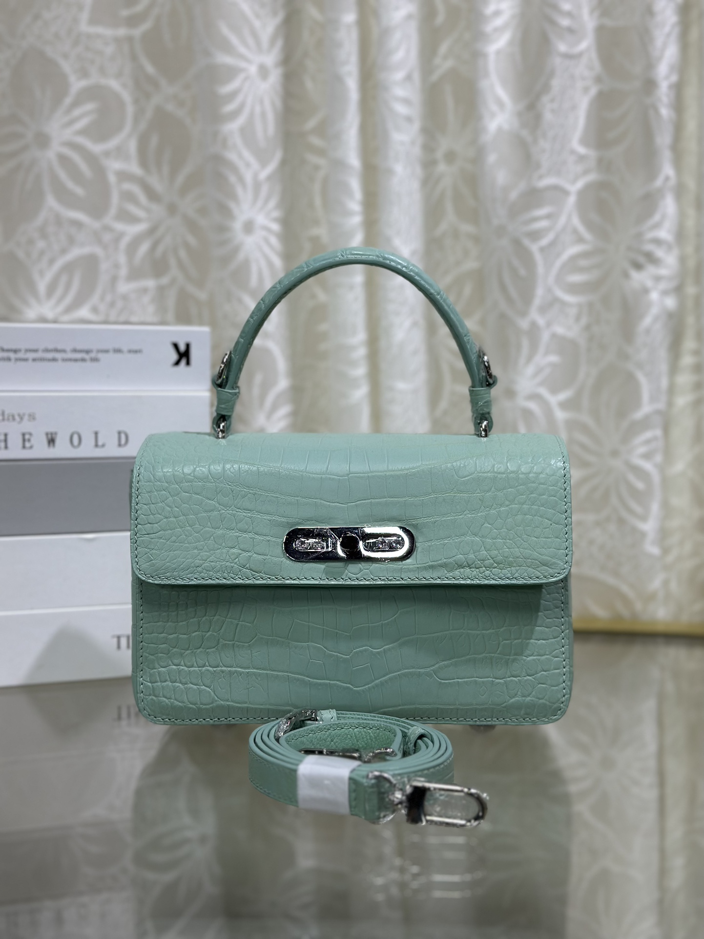 Crocodile Leather Women's Belly Cut Mint Green Matte Metal Hardware Shoulder Bag WCB232