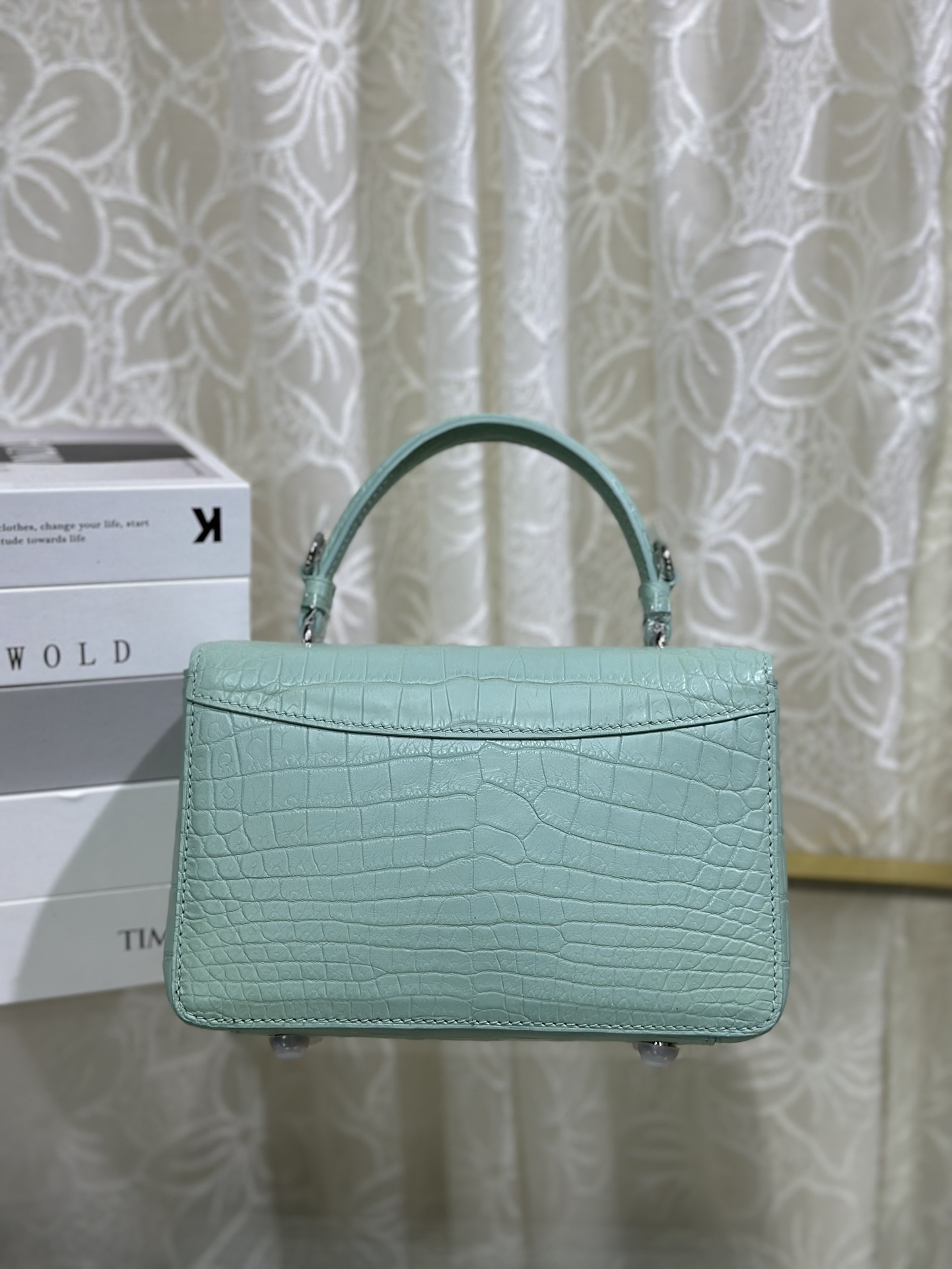 Crocodile Leather Women's Belly Cut Mint Green Matte Metal Hardware Shoulder Bag WCB232 photo 3