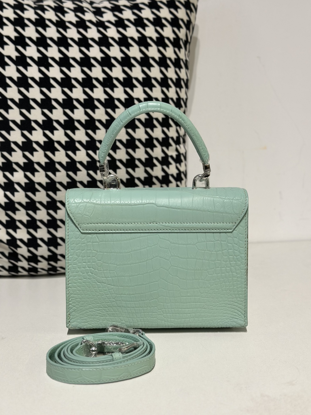 Crocodile Leather Women's Belly Cut Mint Green Matte Silver Hardware Shoulder Bag WCB233 photo 3