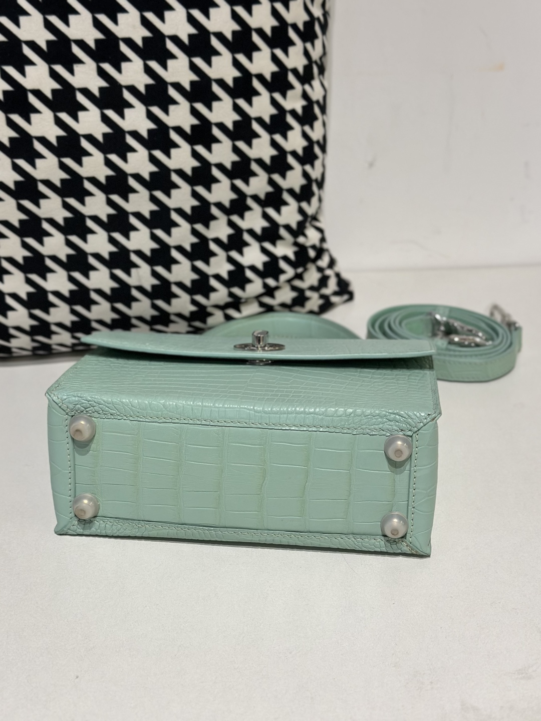 Crocodile Leather Women's Belly Cut Mint Green Matte Silver Hardware Shoulder Bag WCB233 photo 6