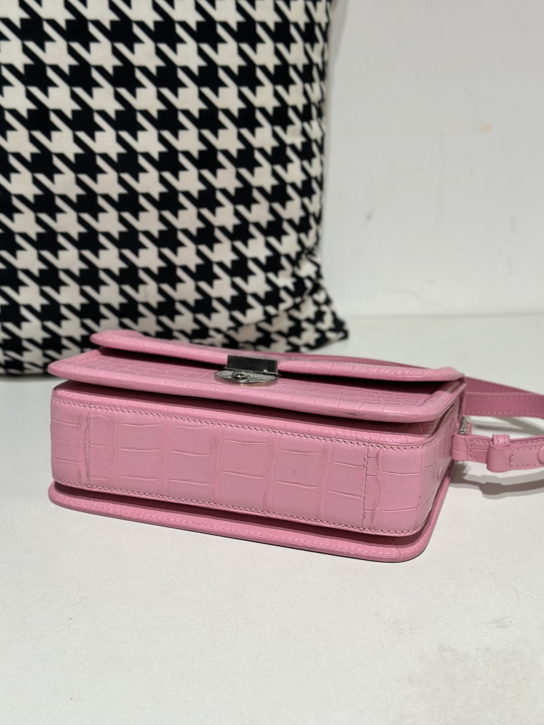 Crocodile Leather Women's Belly Cut Sakura Pink Matte Silver Hardware Shoulder Bag WCB235 photo 6