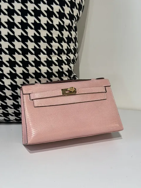 Lizard Leather Sakura Pink Gold Hardware Series I Flap Shoulder Bag WLB049