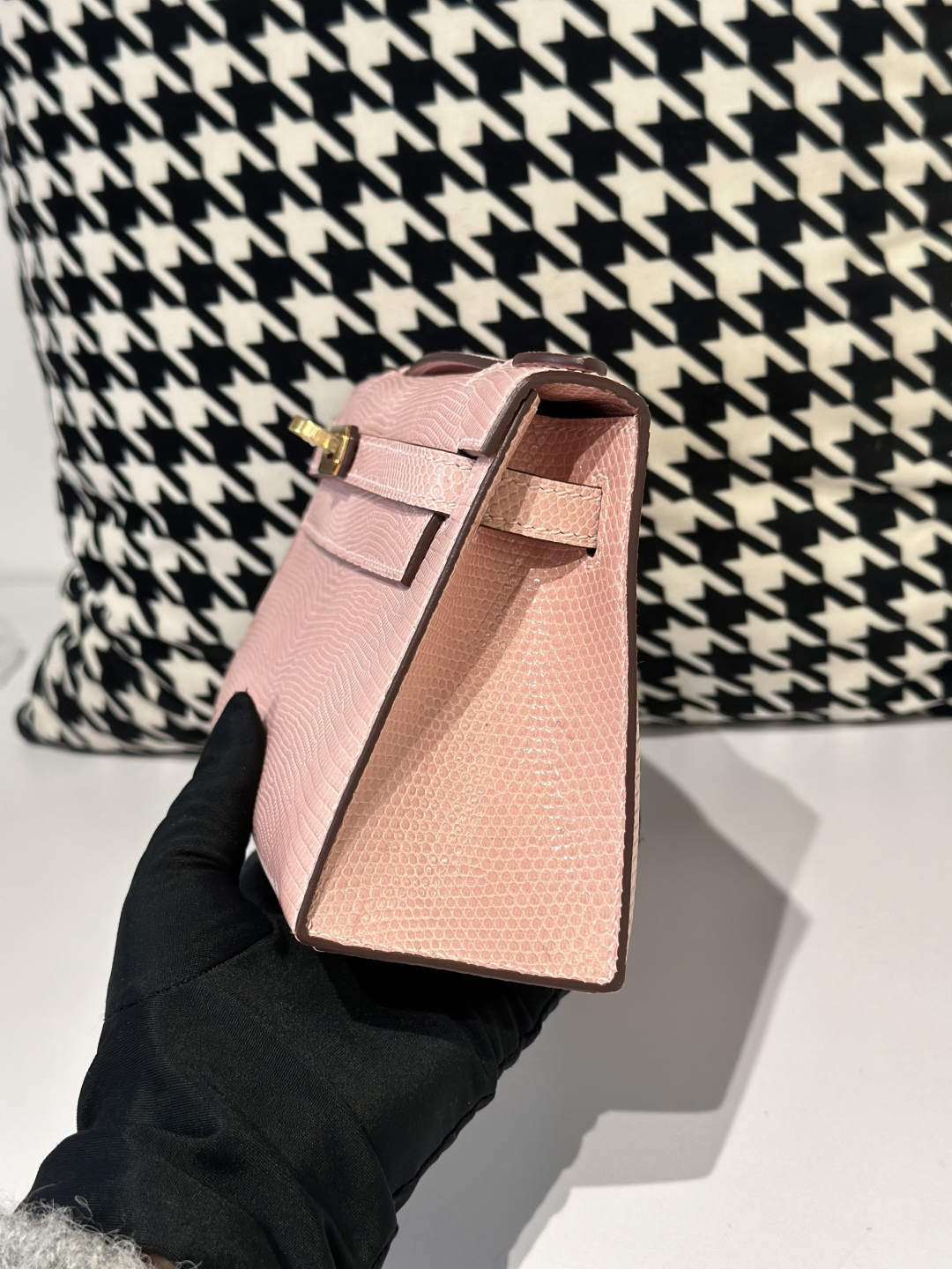 Lizard Leather Sakura Pink Gold Hardware Series I Flap Shoulder Bag WLB049 image 4