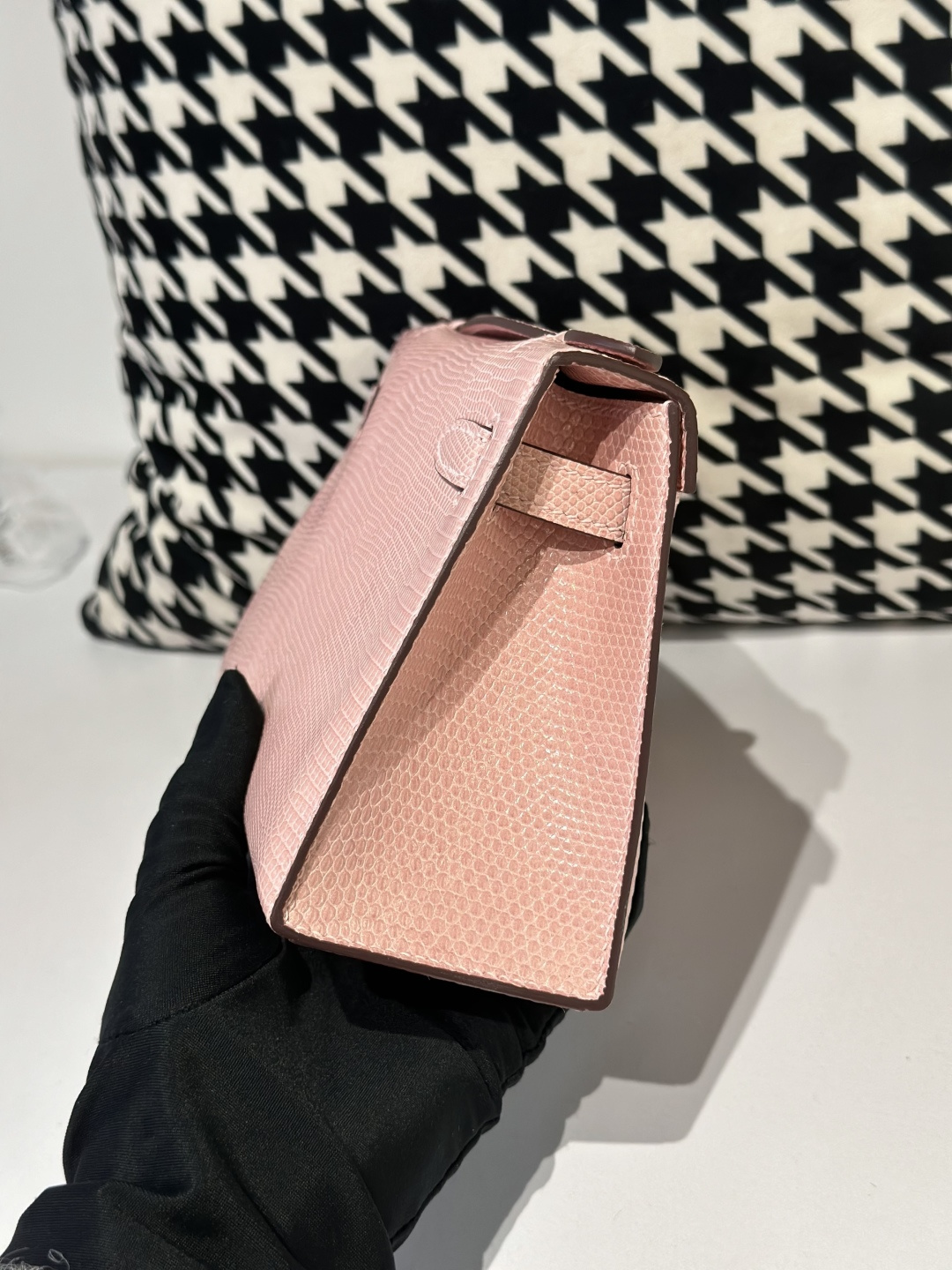 Lizard Leather Sakura Pink Gold Hardware Series I Flap Shoulder Bag WLB049 image 5