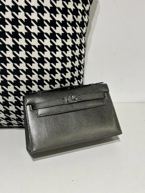 Lizard Leather Gray Silver Hardware Series I Flap Shoulder Bag WLB063